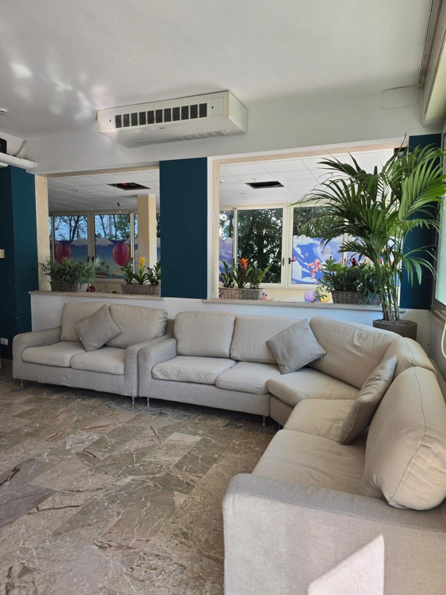 Hotel Helios Beach Milano Marittima Bagian luar foto